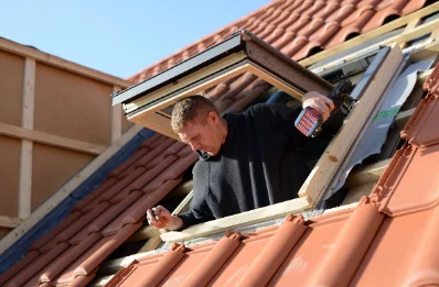 Pose de fenêtres de toit Velux à Riespach